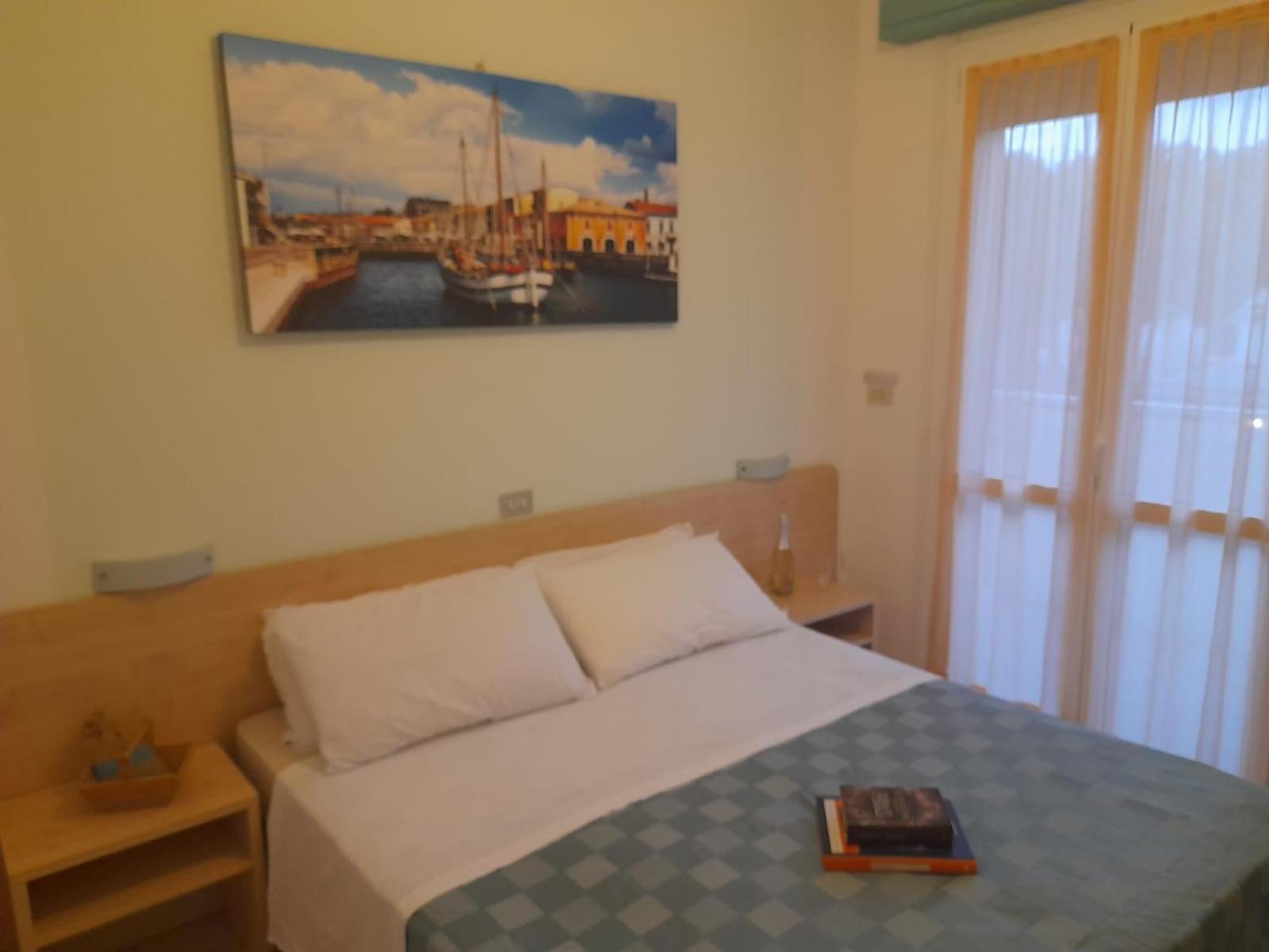 Antony 3* Cervia